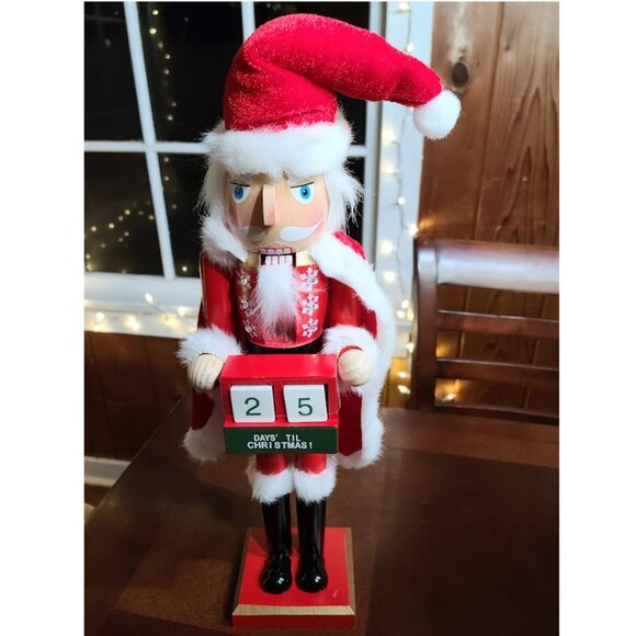 Santa Christmas Nutcracker Soldier Wooden Statue Holiday Decor Table Decoration - Picture 3 of 12